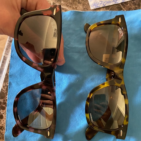 Authentic Ray-Ban Original Wayfarer Chromance Sunglasses - Picture 2 of 5